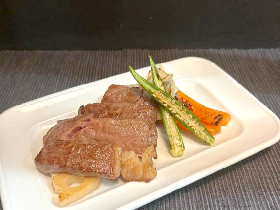 春の限定メニュー 鹿児島県産黒毛和牛 窪田牛リブロースステーキ